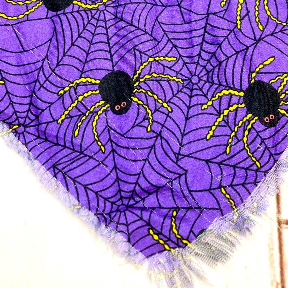 Dog Bandana Halloween Graphics Dark Purple Spiders & Spiderwebs Sz OSFM - Picture 9 of 9